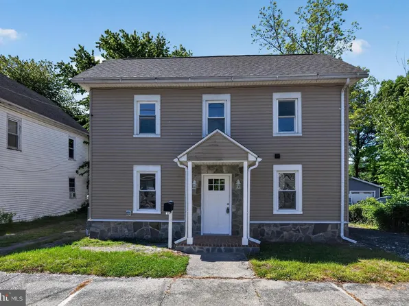 10 W East St, Delmar, MD 21875