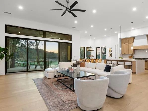 23796 Landon Evan Ln, Auburn, CA 95602