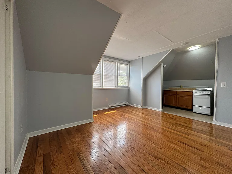 280-282 Winthrop Ave #14 — Photo 7