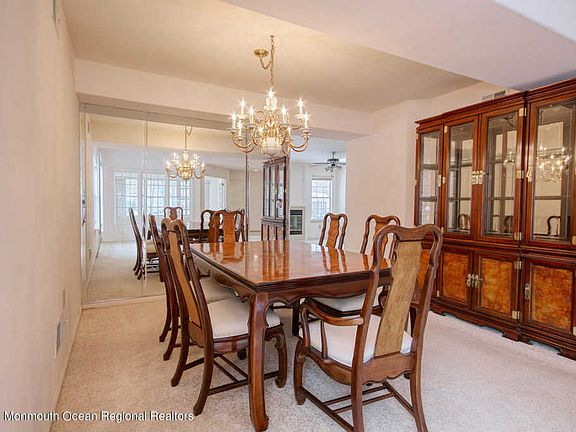 4th image of 1029B Thornbury Ln