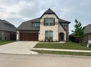 3213 Deep Crest Dr, Fort Worth, TX 76244