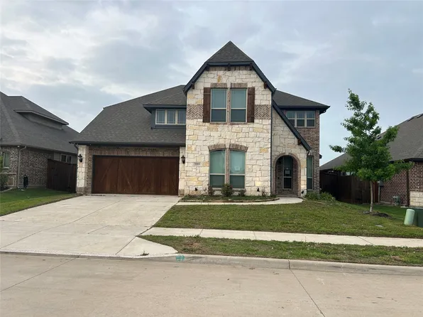 3213 Deep Crest Dr, Fort Worth, TX 76244
