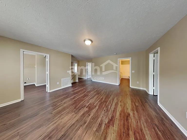 10640 Standish Pl — Photo 12