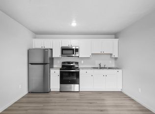 634 N Main St #1, Joplin, MO 64801