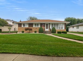 31 Willow Ln, Schererville, IN 46375