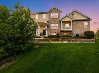 1368 Carolyn Ct, Yorkville, IL 60560
