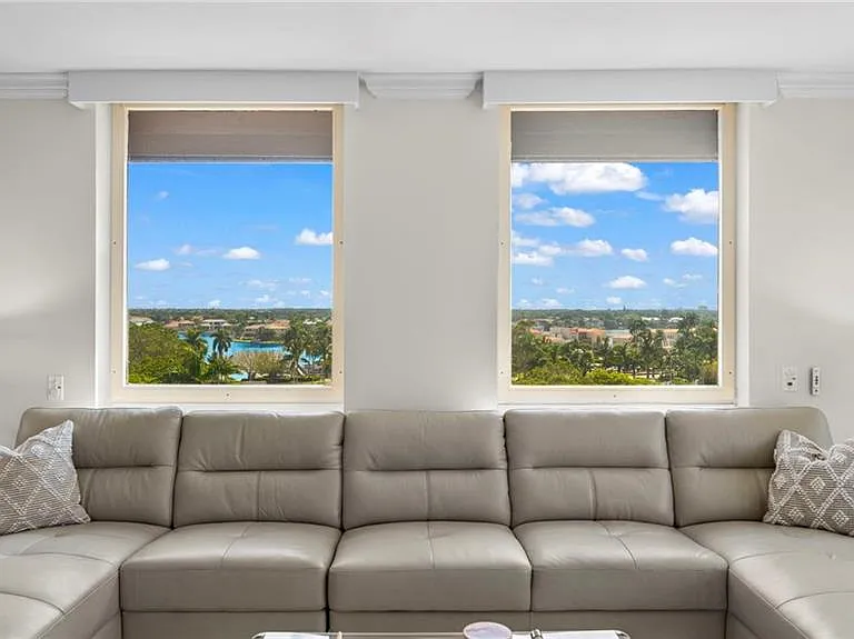 4005 Gulf Shore Blvd N #700 — Photo 15