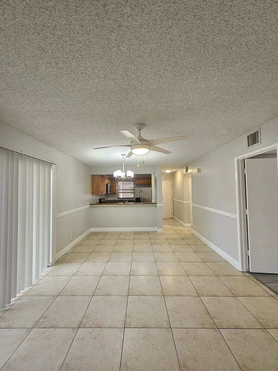 Building Photo - 1700 Windorah Way #A