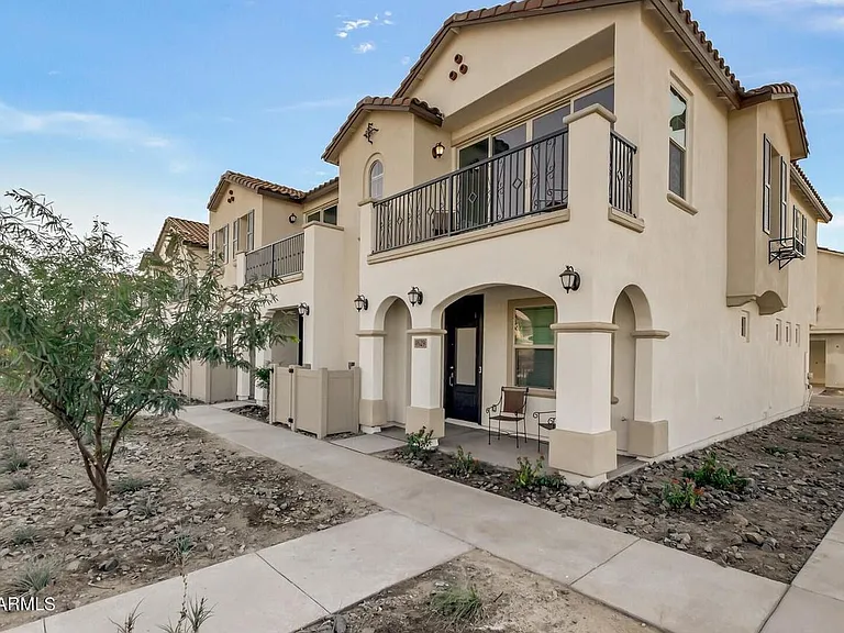 4631 S Element St — Photo 1