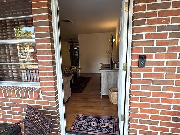 5th image of 8088 Clipper Ct