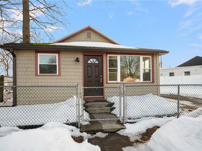17 Ardway Ave, Warwick, RI, 02889