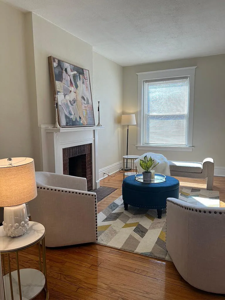 1 bed, 1000 sqft, $1,280 — Photo 4