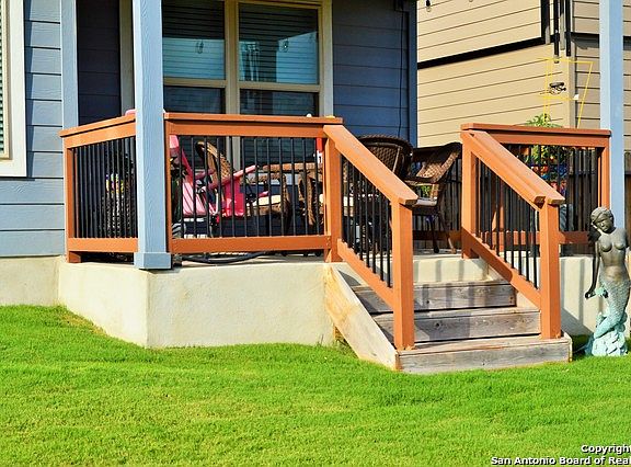 5th image of 10530 Francisco Way