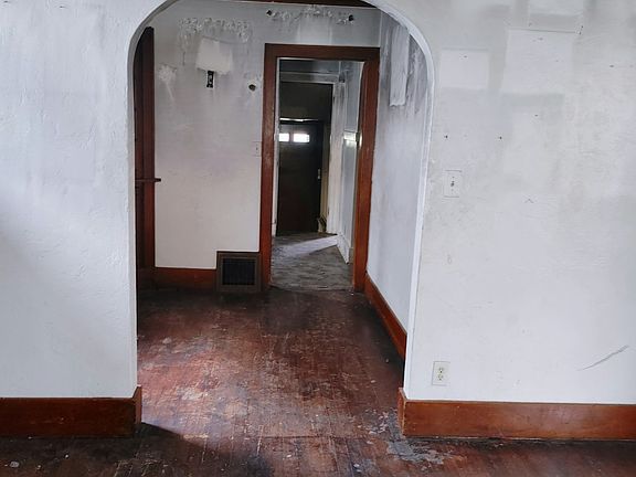 5th image of 1315 W John H Gwynn Jr Ave