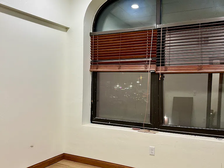 129 S Cedar St #C — Photo 6