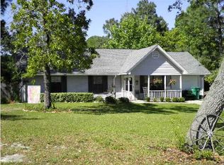 111 Pinoak Ct E, Crestview, FL 32539