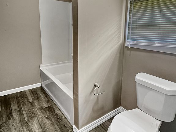 4th image of 434 2nd Ave #11229752