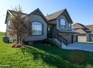 8737 NE 99th St, Kansas City, MO 64157