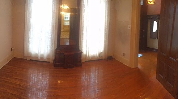 3rd image of 3150 42nd St