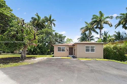 3209 NW 13th Ter #3209 Photo 1