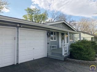 2607 SW Washburn Ave, Topeka, KS 66611