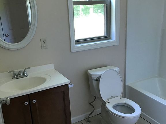 5th image of 239 W Beaver St #245