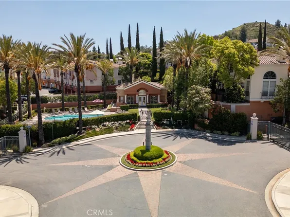 1050 S Rossano Way, Anaheim, CA 92808