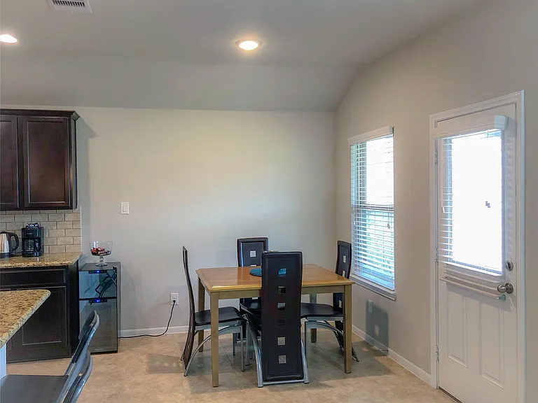 3310 McDonough Way — Photo 7
