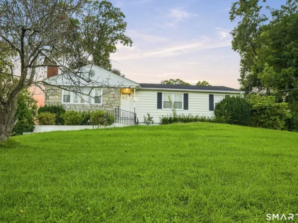 108 Pleasant Avenue, East Haven, CT 06512