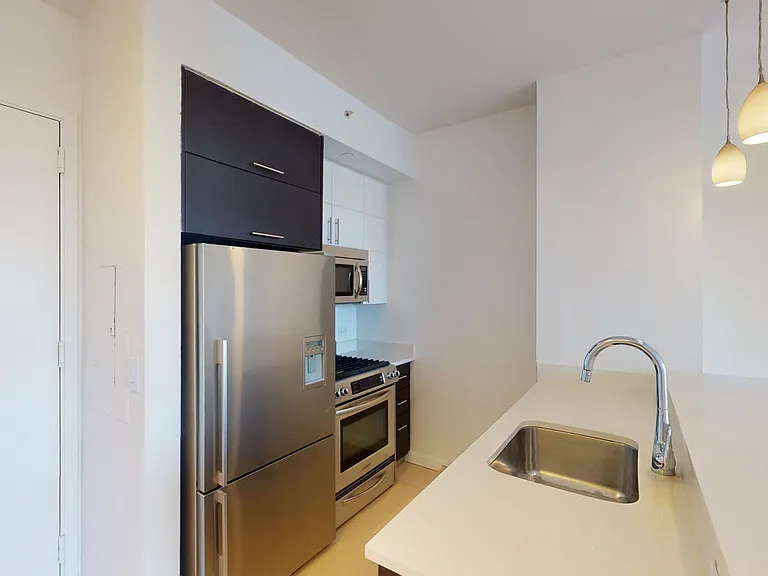795 Columbus Ave #5F — Photo 4