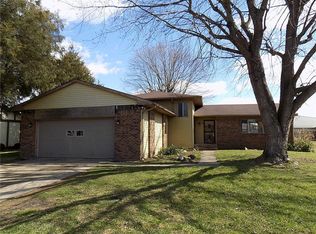 3429 Summerfield Dr, Indianapolis, IN 46214