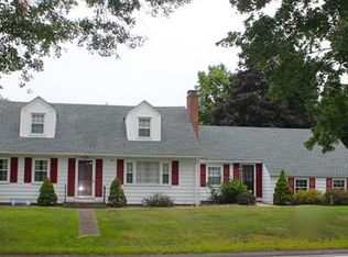 537 Dewey St, West Springfield, MA 01089