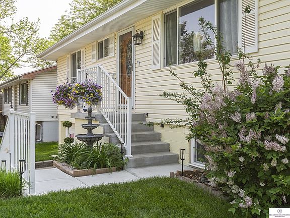 4th image of 6506 S 153rd St