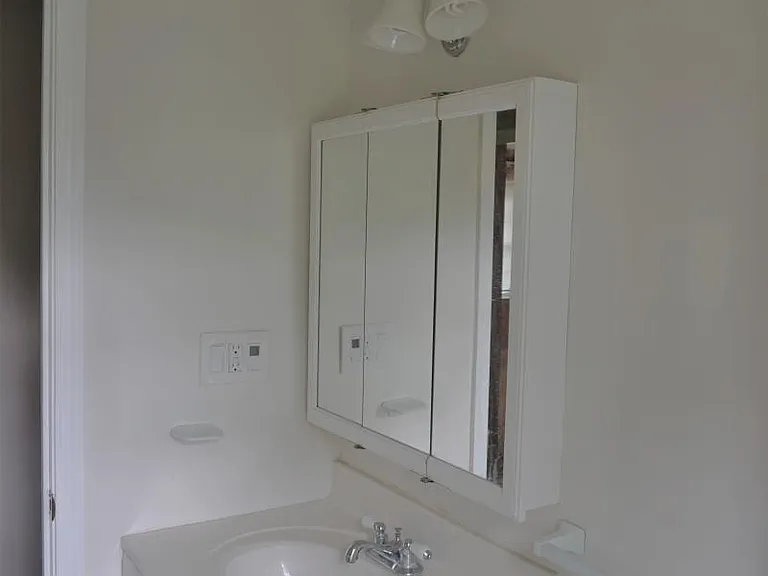 Upstairs bathroom