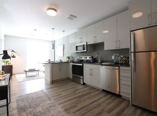 165 Washington St #1622, Brighton, MA 02135