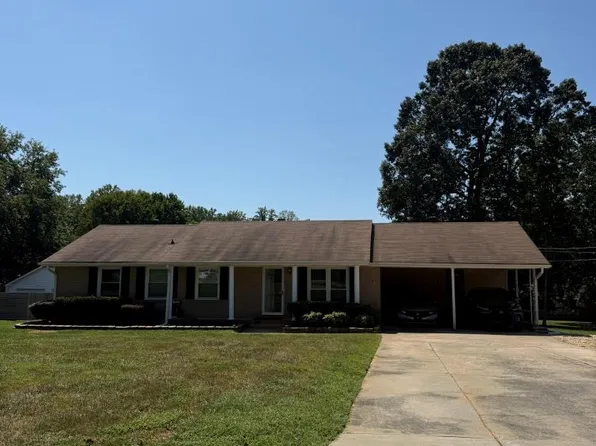 3432 Farrhill Rd, Charlotte, NC 28214