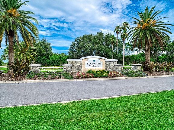 2nd image of 8321 Idlewood Ct