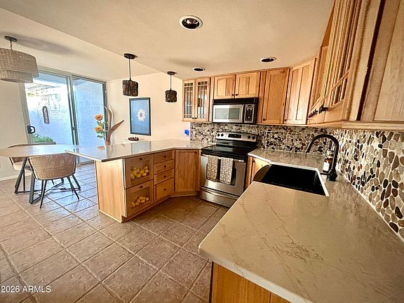 4th image of 3243 E CAMELBACK Road