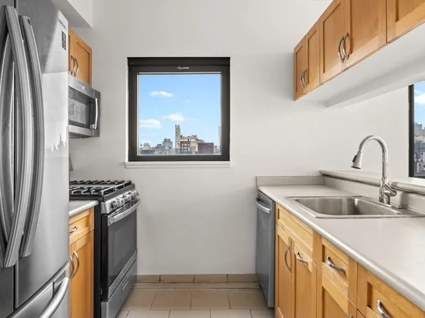 199 Bowery 11A image 2 of 8