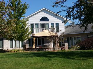 1306 Colton St, Columbus Junction, IA 52738