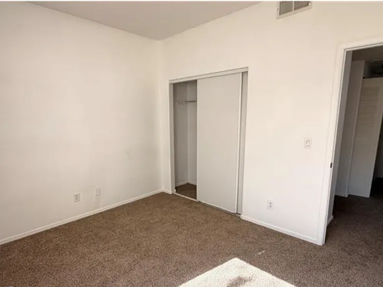 5655 E Sahara Ave #2046 — Photo 21