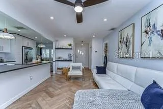 113 W Davis Blvd — Photo 8