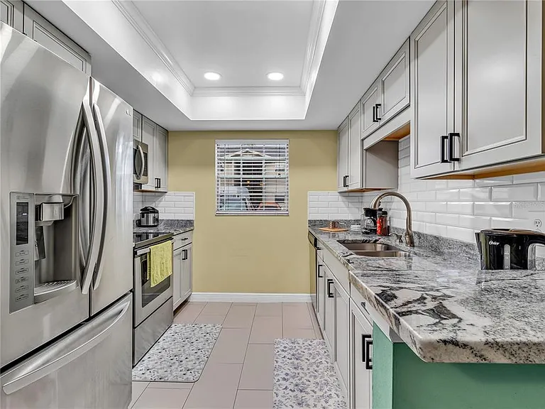 14466 Reuter Strasse Cir #501 — Photo 8