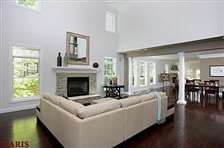 4th image of 660 Scott Ave