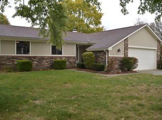 8279 Castle Ridge Ln, Indianapolis, IN 46256