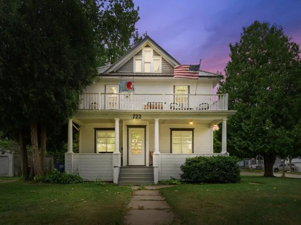 722 Center St, Kewaunee, WI 54216