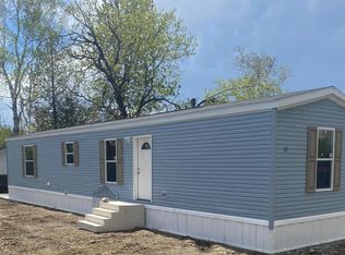 13 Denny Dr, Dexter, ME 04930