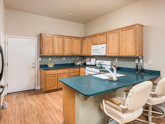 4th image of 3836 Coldwater Dr