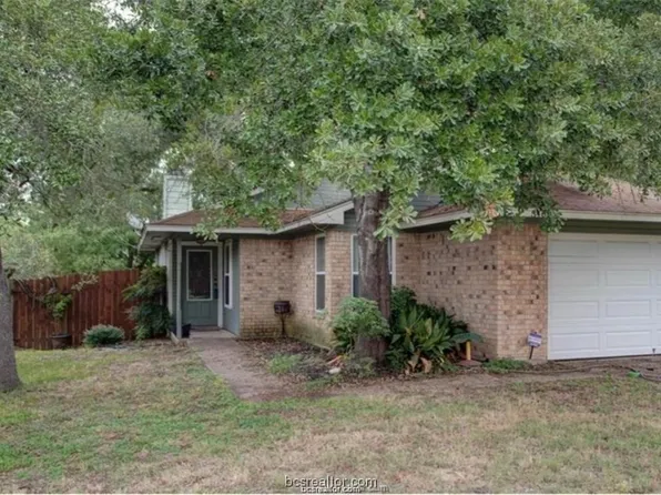 3405 Dallis Dr, College Station, TX 77845
