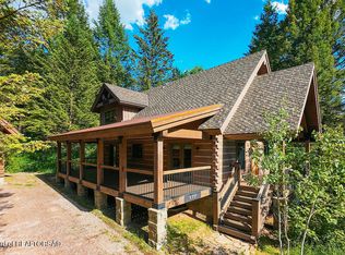 172 Spurwood Dr, Star Valley Ranch, WY 83127